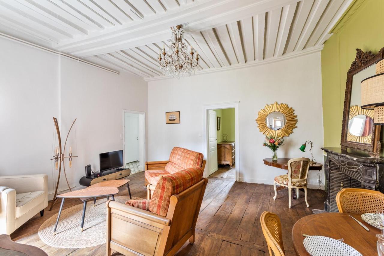 Dame De Coeur - Appartement Spacieux En Plein Centre Historique Rennes Buitenkant foto