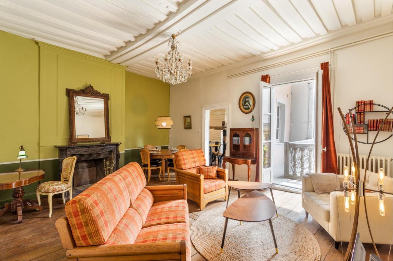 Dame De Coeur - Appartement Spacieux En Plein Centre Historique Rennes Buitenkant foto